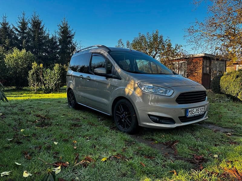 Gebraucht 2014 Ford Tourneo Courier Van / Kleinbus | 5.505 € - Bild 1/4