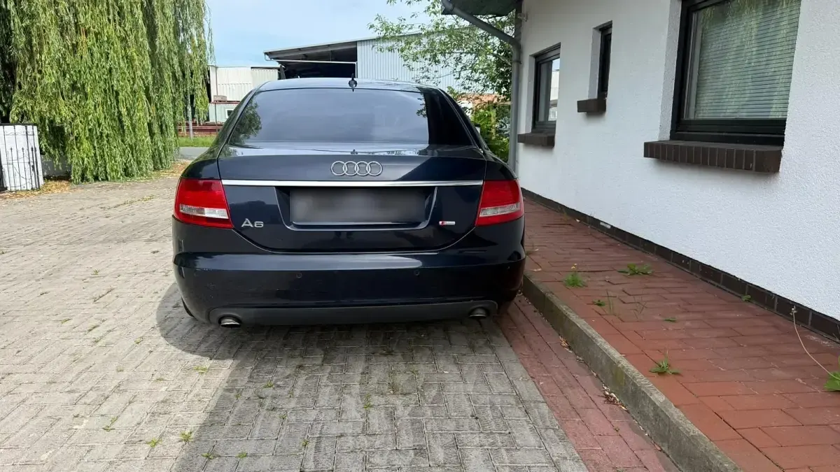 Gebraucht Audi A6 S-Line 225 PS (165 kW) 2004 Blau Limousine