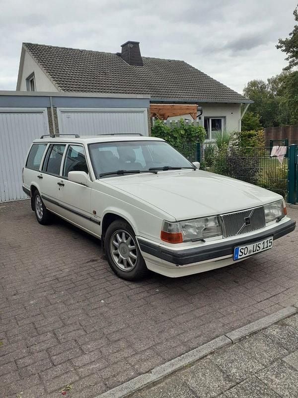 Weiß Gebraucht 1997 Volvo 940 Kombi | 5.500 € (Fairer Preis) - Bild 1/4