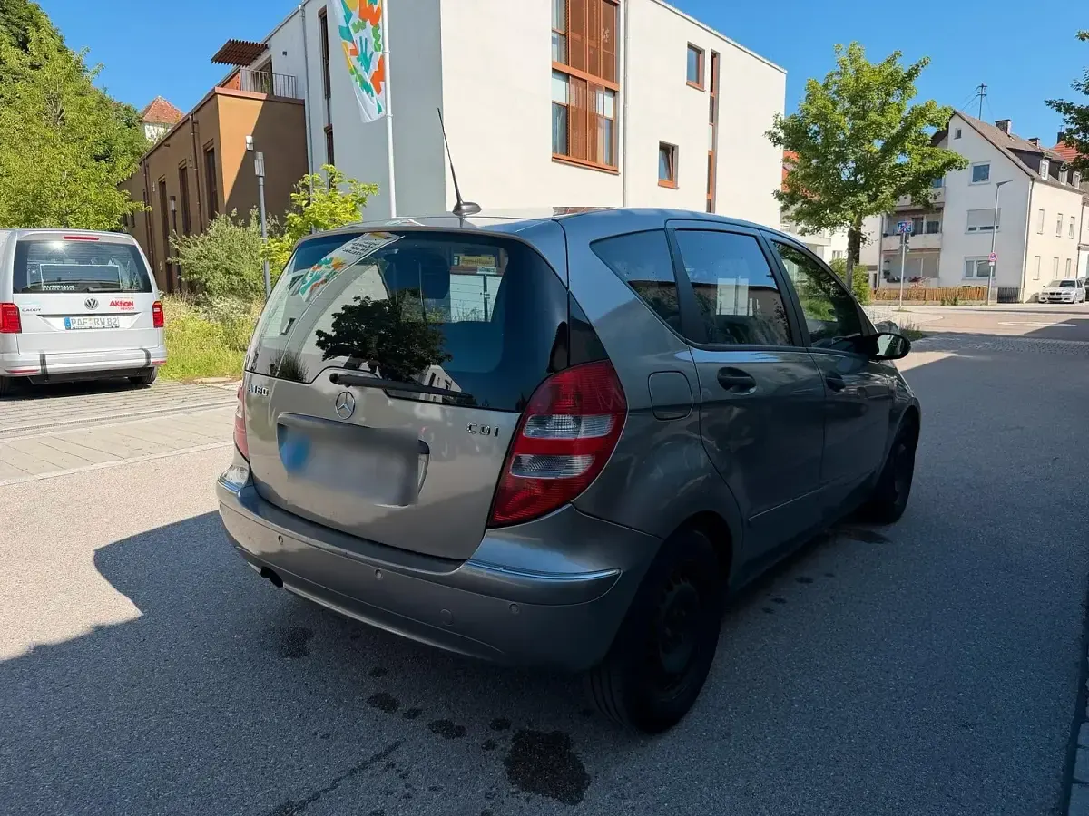 Gebraucht Mercedes A180 109 PS (80 kW) 2007 Grau Kleinwagen