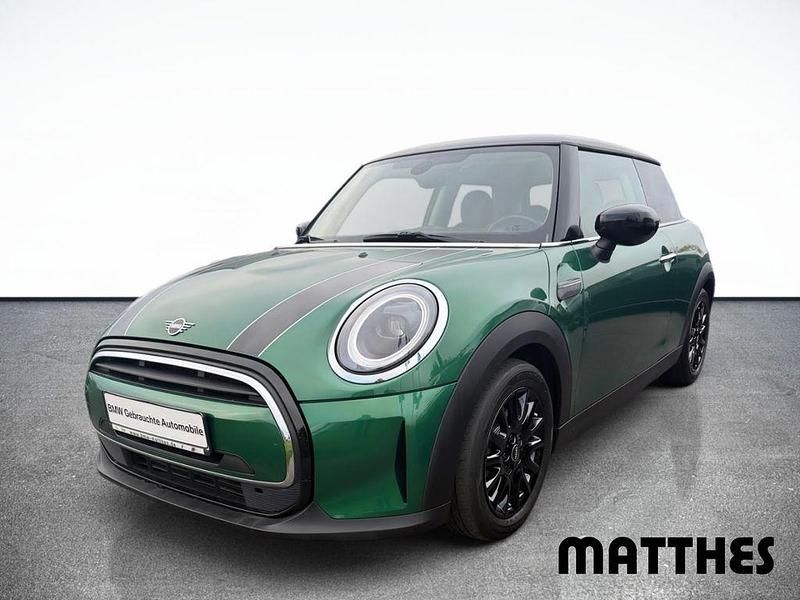Gruen Gebraucht 2022 Mini Cooper Classic Kleinwagen | 18.950 € (Guter Preis) - Bild 1/4