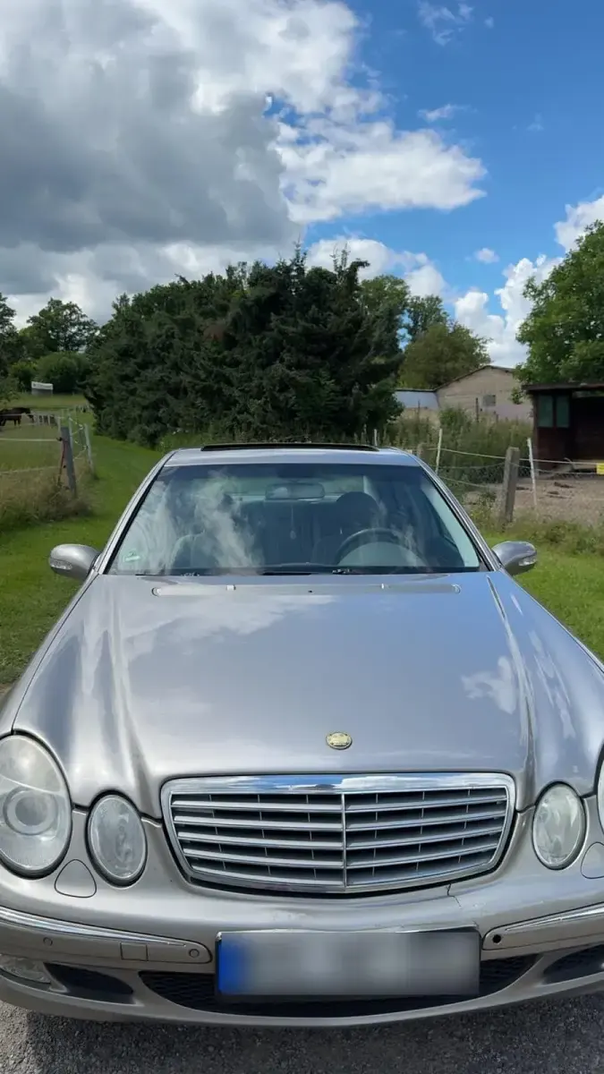 Gebraucht Mercedes E320 224 PS (164 kW) 2003 Silber Limousine