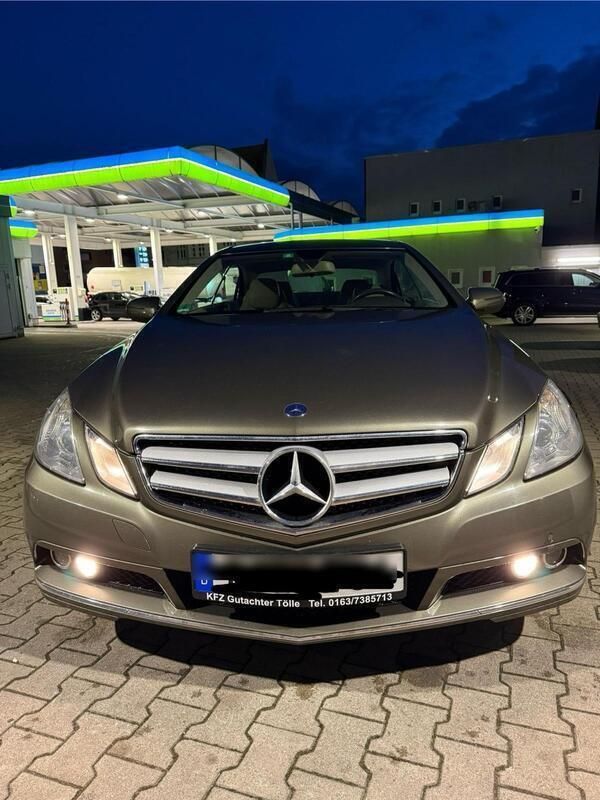 Grau Gebraucht 2009 Mercedes E250 Coupé | 7.700 € (Guter Preis) - Bild 1/4