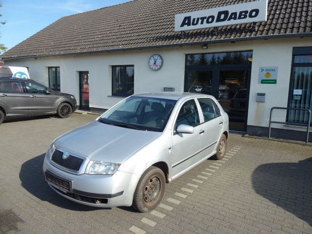 Silber Gebraucht 2000 Skoda Fabia Classic Limousine | 990 € (Guter Preis) - Bild 1/4