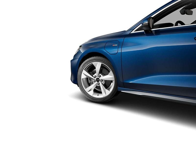 Gebraucht Audi A3 S-Line 204 PS (150 kW) 2025 Ascariblau metallic Limousine