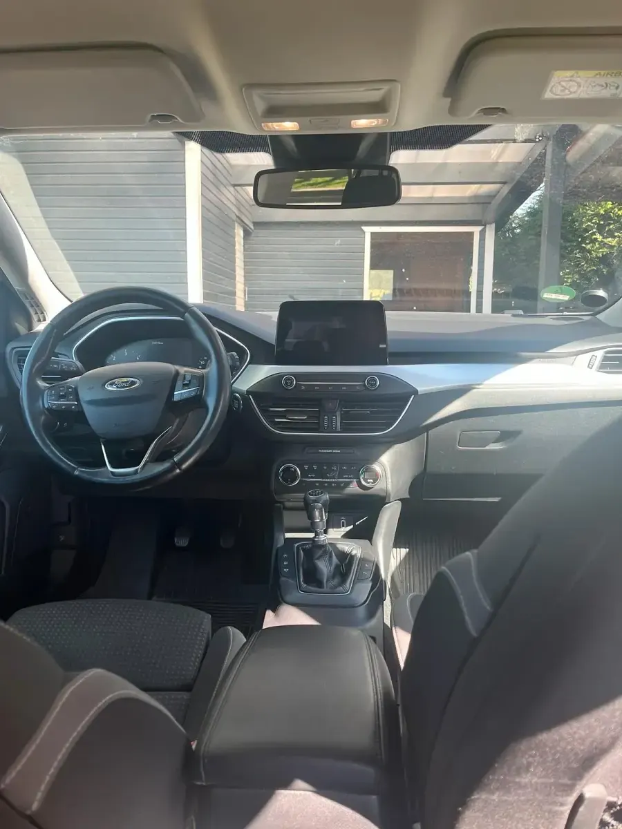 Gebraucht Ford Focus 120 PS (88 kW) 2020 Weiß Kombi