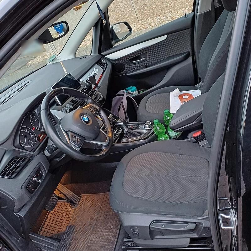Gebraucht BMW 218 136 PS (100 kW) 2019 Schwarz Kombi