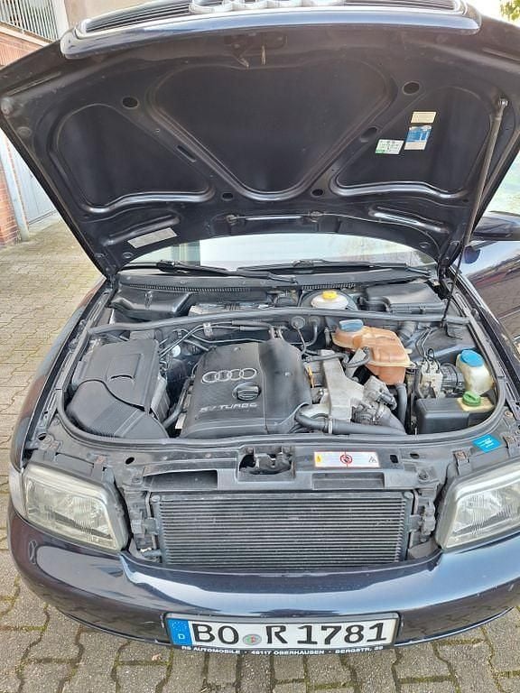 Gebraucht Audi A4 150 PS (110 kW) 1998 Blau Limousine