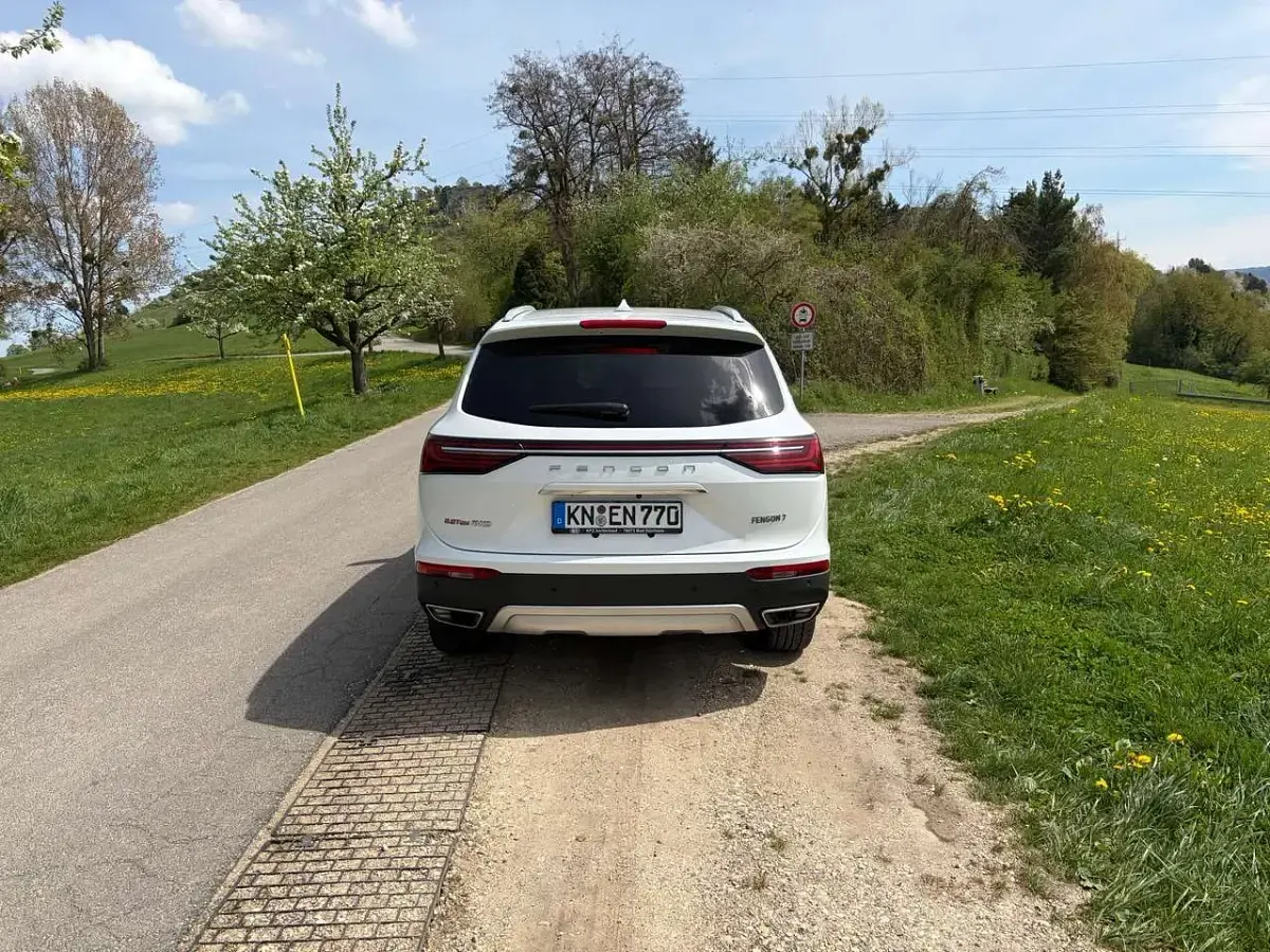 Gebraucht DFSK Fengon 220 PS (161 kW) 2022 Weiß SUV