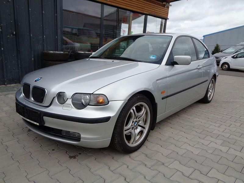 Gebraucht BMW 318 143 PS (105 kW) 2002 Silber Coupé