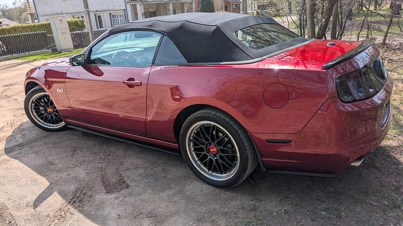 Gebraucht Ford Mustang 426 PS (313 kW) 2014 Rot Cabrio