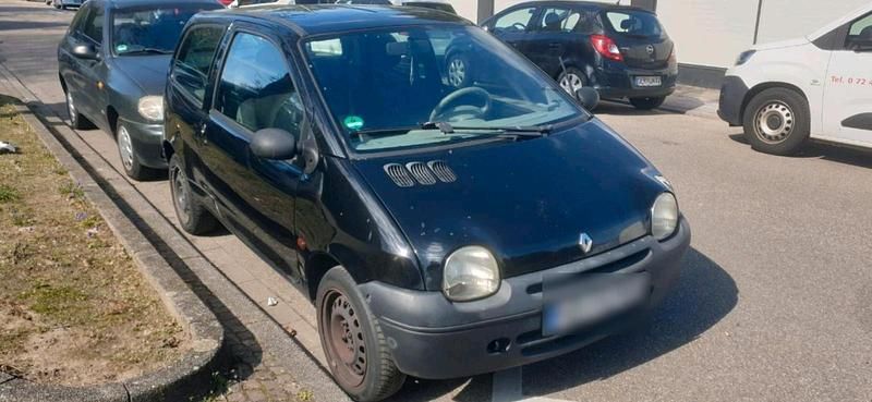 Second-hand Renault Twingo 58 CP (42 kW) 2001 Negru Hatchback