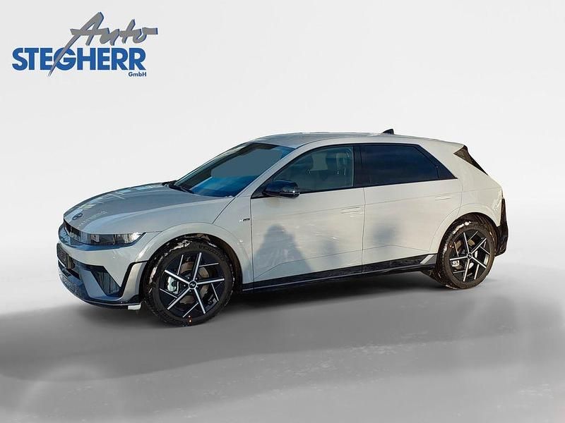 Grau Neu 2026 Hyundai Ioniq 5 N Line SUV | 51.490 € (Etwas zu teuer) - Bild 1/4
