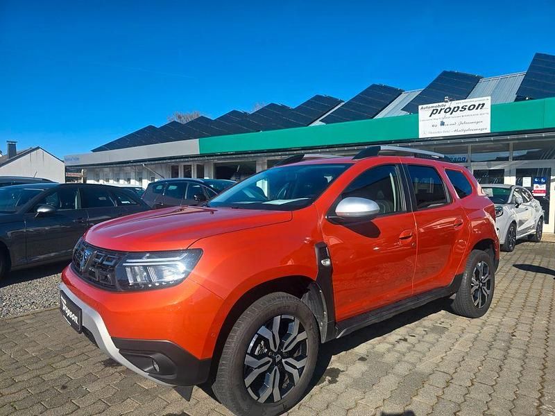 Gebraucht Dacia Duster Prestige 91 PS (66 kW) 2022 Orange SUV