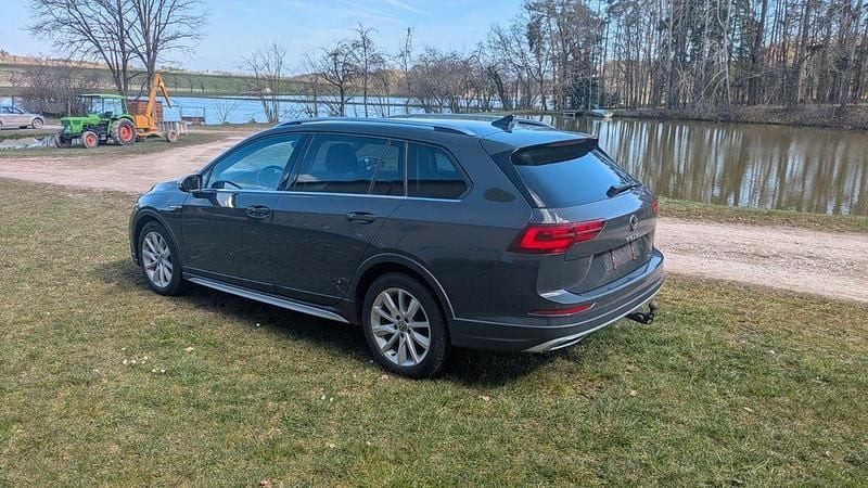 Gebraucht VW Golf Alltrack 200 PS (147 kW) 2022 Grau Kombi