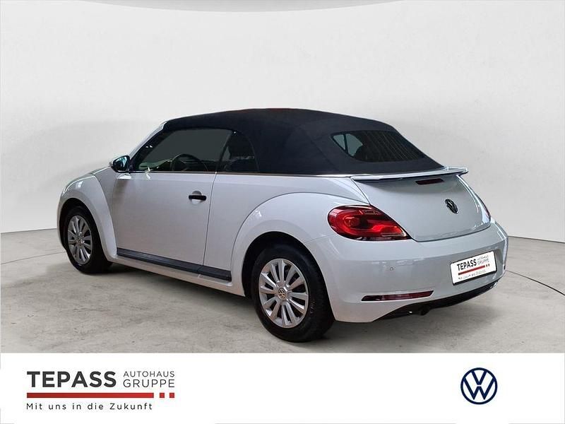 Gebraucht VW Beetle Cabriolet Comfortline 105 PS (77 kW) 2018 Weiss Cabrio