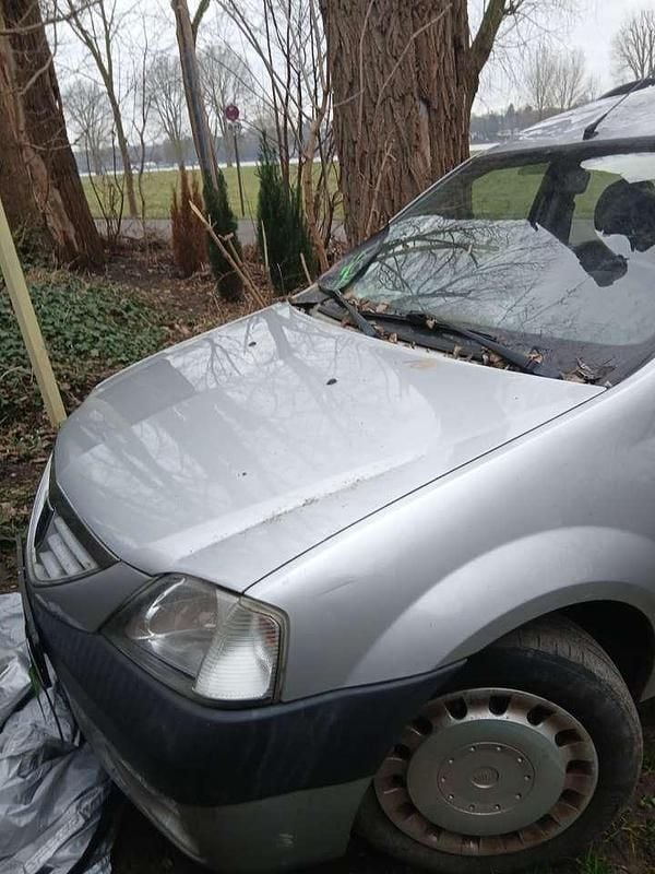 Gebraucht Dacia Logan MCV Lauréate 68 PS (50 kW) 2008 Silber Kombi