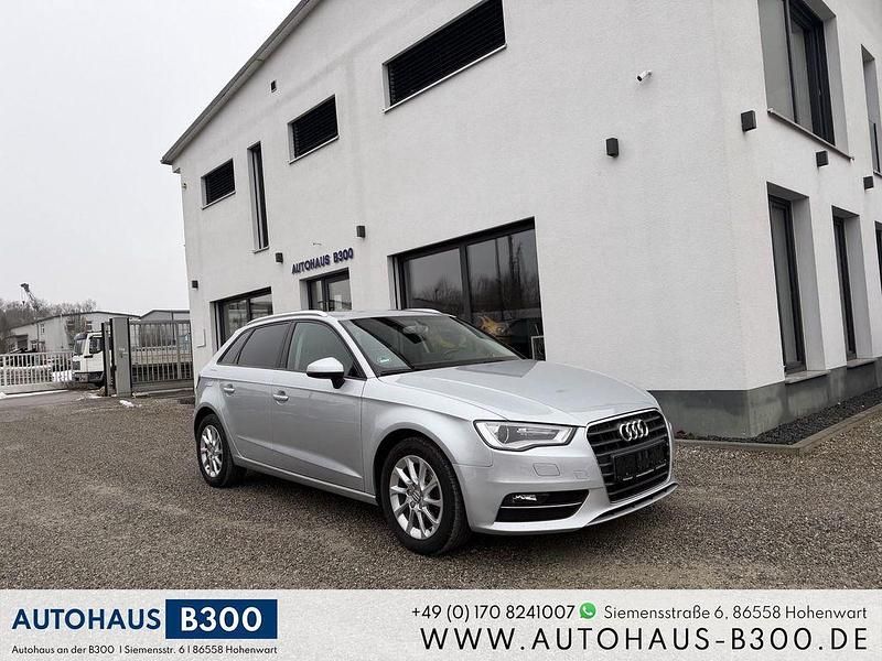 Gebraucht Audi A3 Attraction 105 PS (77 kW) 2014 Silber Limousine