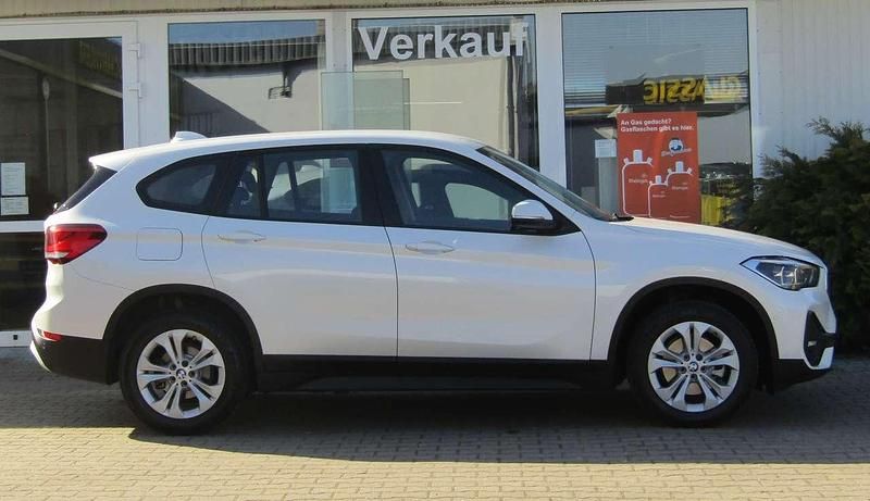 Gebraucht BMW X1 Advantage 136 PS (100 kW) 2020 Mineralweiß metallic SUV