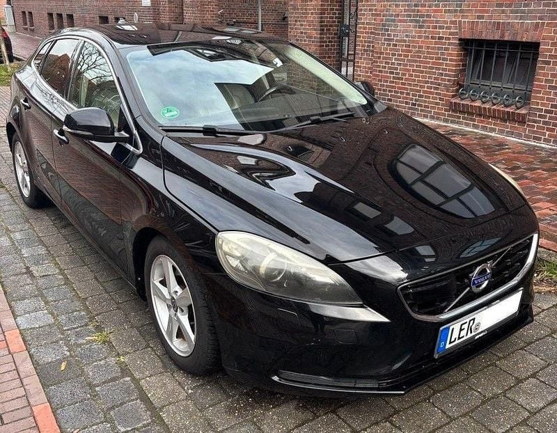 Gebraucht Volvo V40 150 PS (110 kW) 2014 Schwarz Limousine