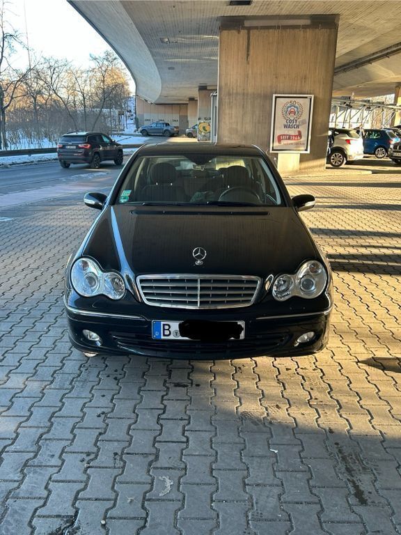 Schwarz Gebraucht 2007 Mercedes C200 Elegance Limousine | 5.750 € (Superpreis) - Bild 1/4