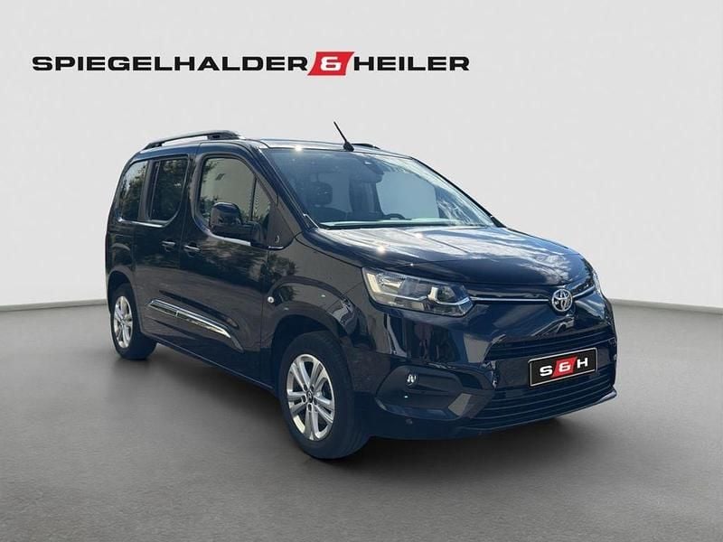 Schwarz Gebraucht 2022 Toyota Proace City Van | 22.900 € (Superpreis) - Bild 1/4