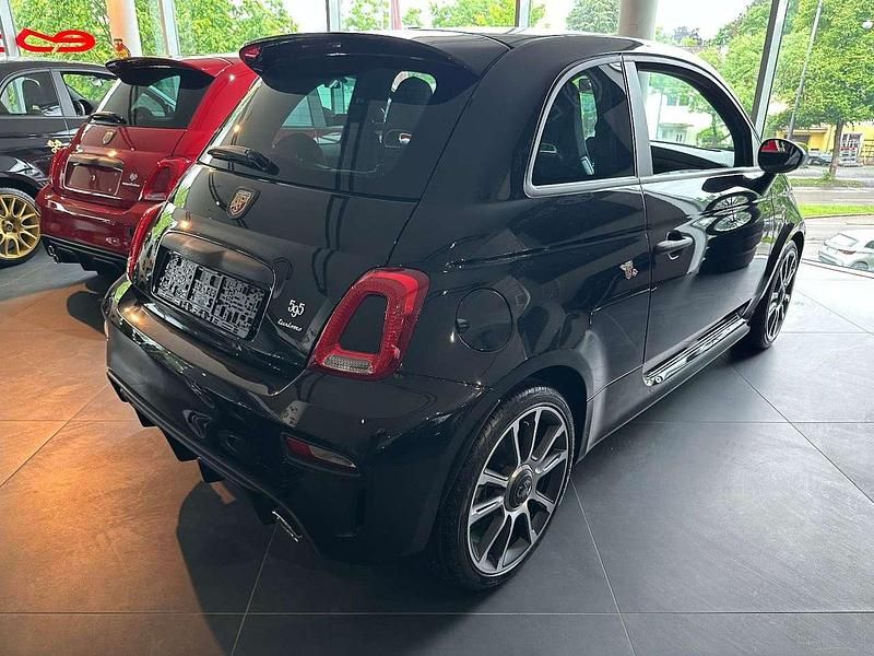 Gebraucht Abarth 595 165 PS (121 kW) 2024 Scorpione schwarz Kleinwagen
