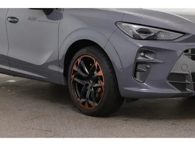 Gebraucht Cupra Terramar VZ 265 PS (194 kW) 2025 Graphene grau SUV
