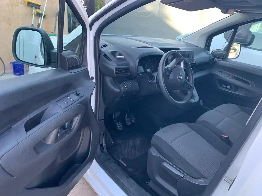 Gebraucht Opel Combo 136 PS (100 kW) 2019 Weiß Van / Kleinbus