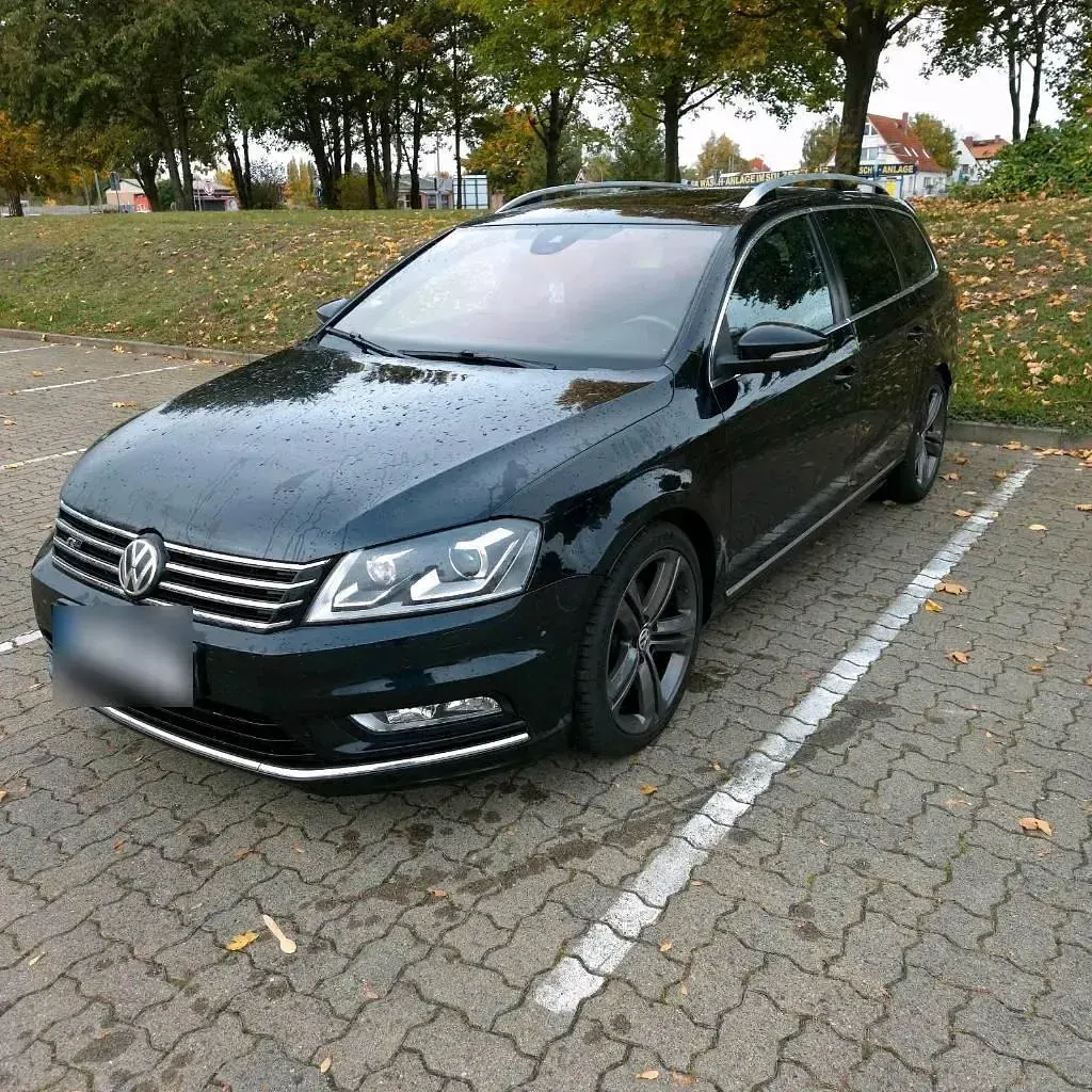 Usata VW Passat R-line 2012 Nero Berlina