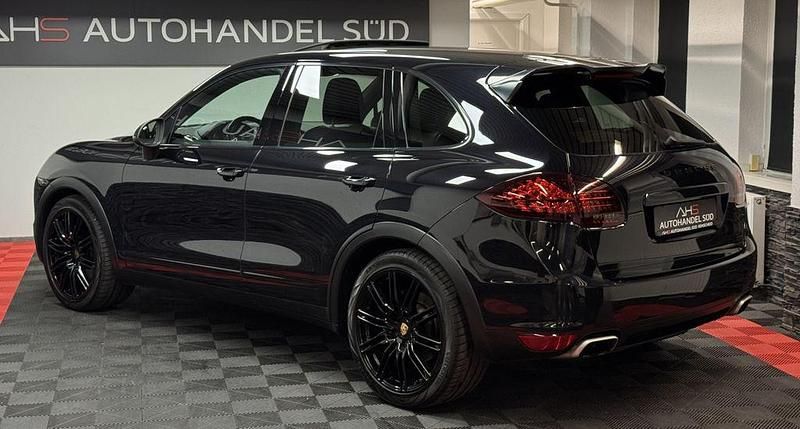 Gebraucht Porsche Cayenne S 400 PS (294 kW) 2012 Schwarz SUV