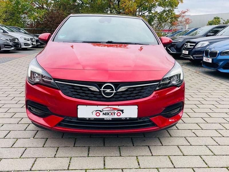 Peperoncino red Gebraucht 2021 Opel Astra GS Line Limousine | 15.490 € (Fairer Preis) - Bild 1/4