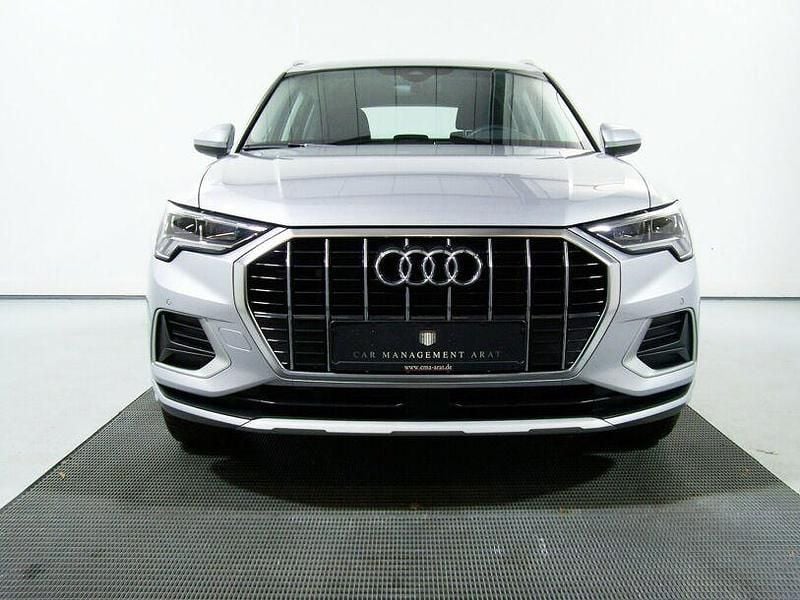Second-hand Audi Q3 Advanced 150 CP (110 kW) 2024 Argintiu SUV