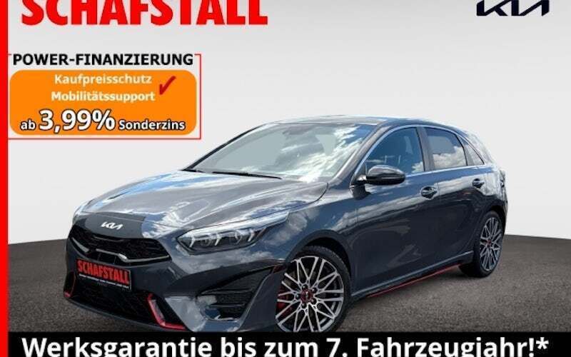 Grau ((h8g) pentametal met.) Gebraucht 2024 Kia Ceed GT Limousine | 30.979 € (Fairer Preis) - Bild 1/3