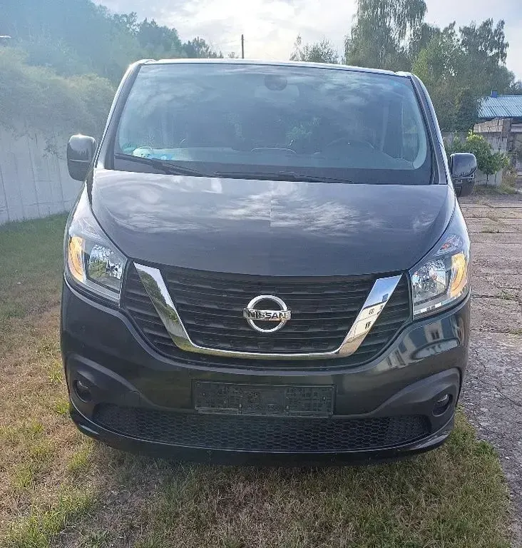 Gebraucht Nissan NV300 Tekna 145 PS (106 kW) 2017 Schwarz Van