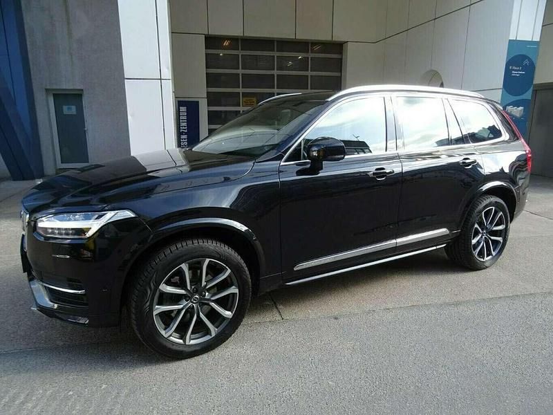 Second-hand Volvo XC90 Inscription 235 CP (172 kW) 2017 Negru SUV