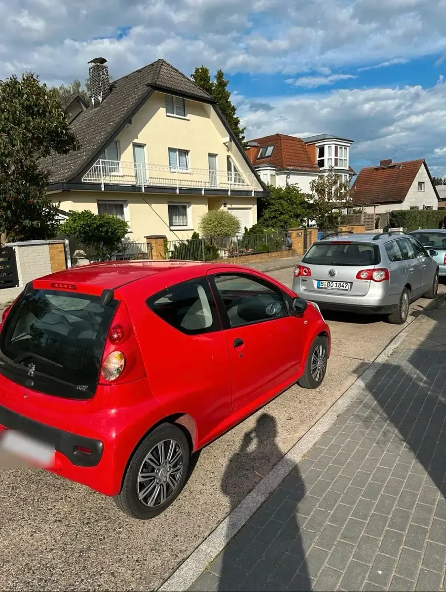 Gebraucht Peugeot 107 60 PS (44 kW) 2007 Rot Kleinwagen