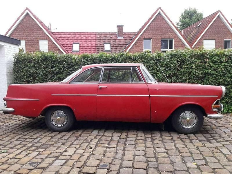 Rot Gebraucht 1962 Opel Rekord Coupé | 8.790 € - Bild 1/2