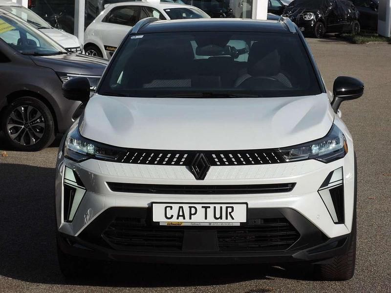 Gebraucht Renault Captur Techno 158 PS (116 kW) 2024 Perlmutt weiß/black pearl (metallic) SUV
