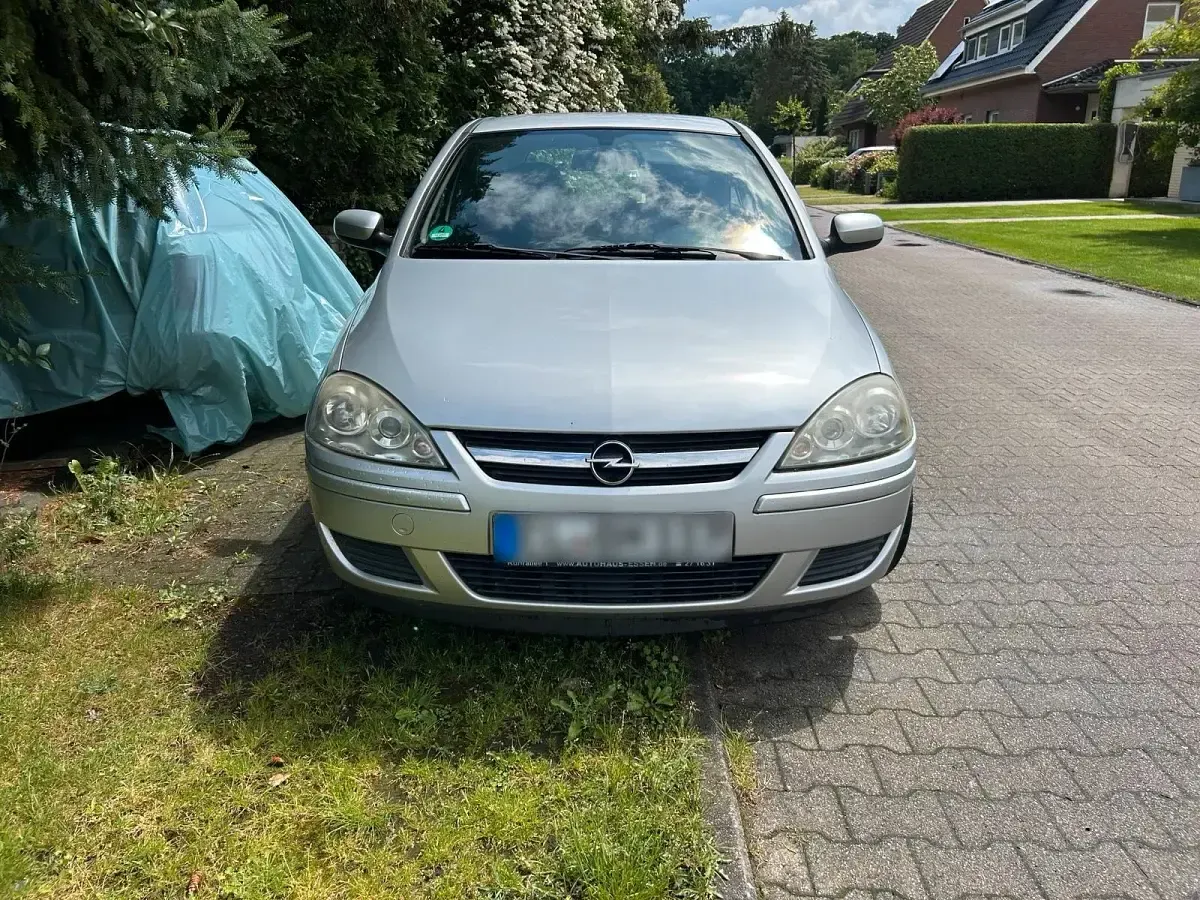 Gebraucht Opel Corsa 80 PS (58 kW) 2005 Silber Kleinwagen