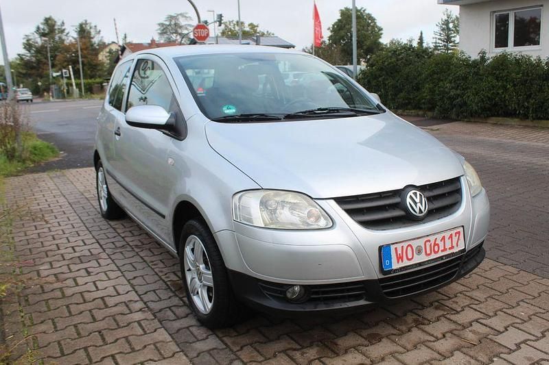 Gebraucht VW Fox 75 PS (55 kW) 2006 Silber Kleinwagen