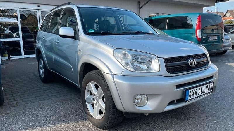 Gebraucht Toyota RAV4 Executive 150 PS (110 kW) 2004 Silber SUV