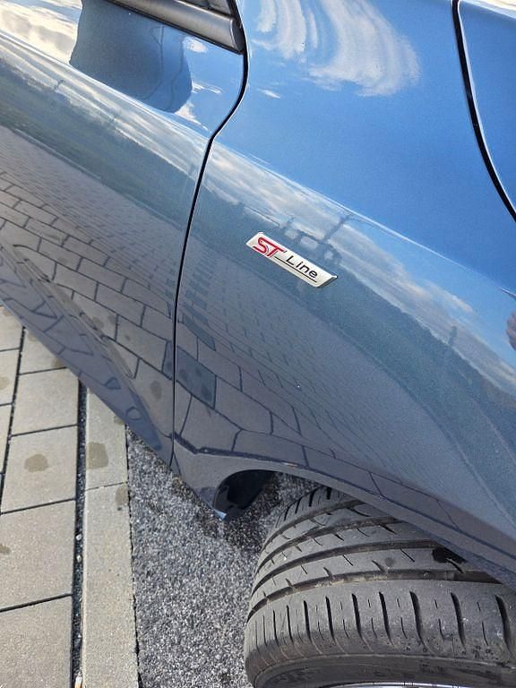 Gebraucht Ford Focus ST-Line 120 PS (88 kW) 2021 Blau Kombi