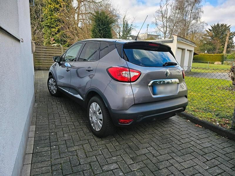 Gebraucht Renault Captur 110 PS (80 kW) 2016 SUV