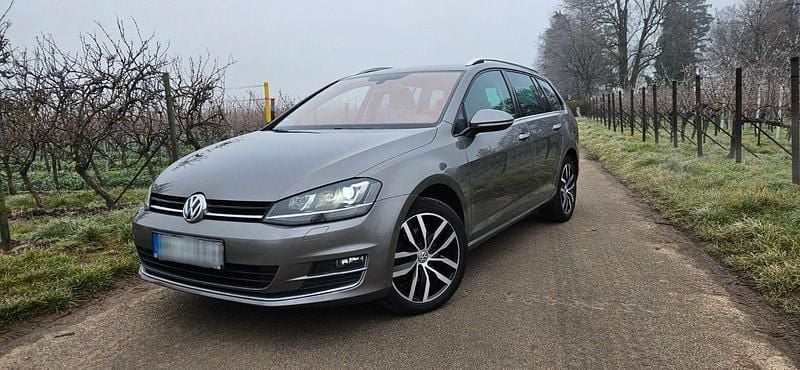 Gebraucht VW Golf VII Highline 150 PS (110 kW) 2014 Grau Kombi
