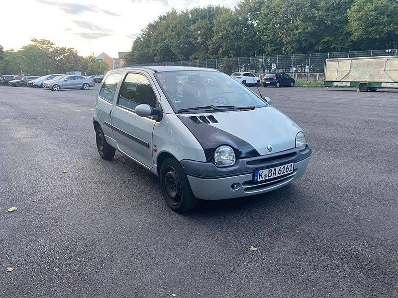 Gebraucht Renault Twingo 75 PS (55 kW) 2001 Grau Kleinwagen