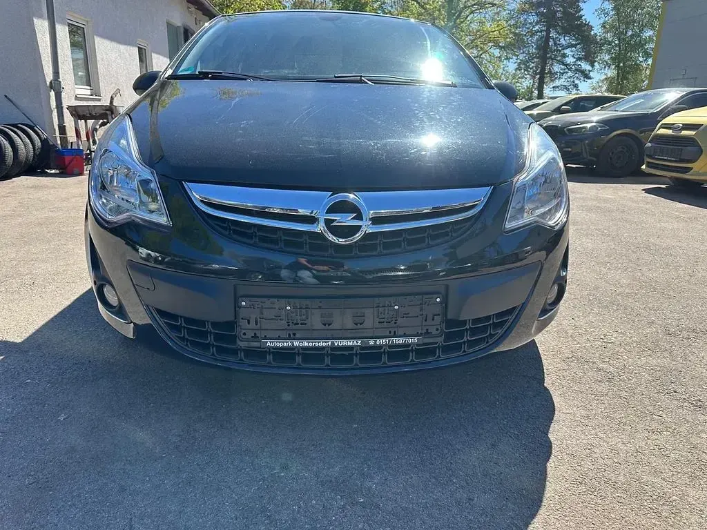 Gebraucht Opel Corsa 101 PS (74 kW) 2012 Schwarz Kleinwagen
