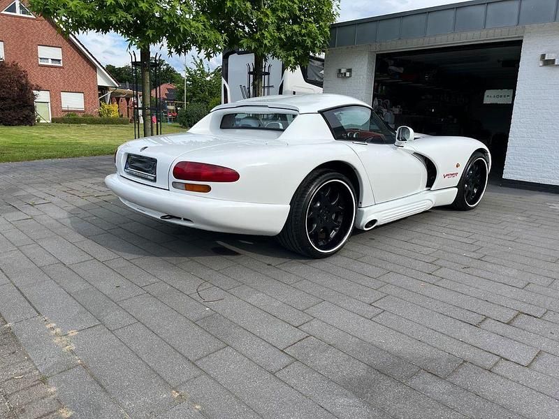 Second-hand Chrysler Viper 455 CP (334 kW) 1995 Alb Cabrio