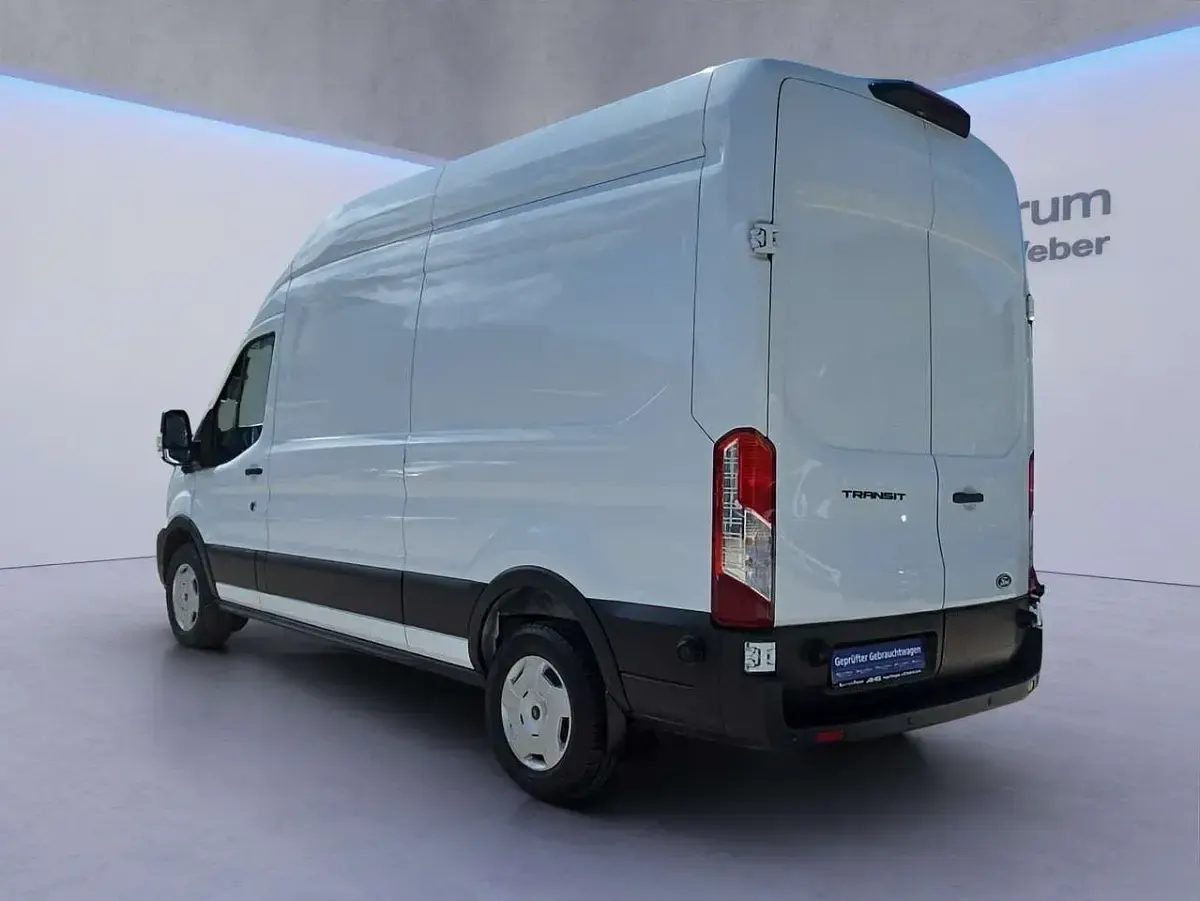 Gebraucht Ford Transit Trend 131 PS (96 kW) 2025 Frostweiß Limousine