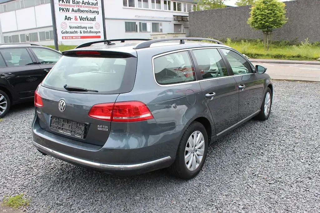 Gebraucht VW Passat Comfortline 140 PS (102 kW) 2013 Grau Kombi